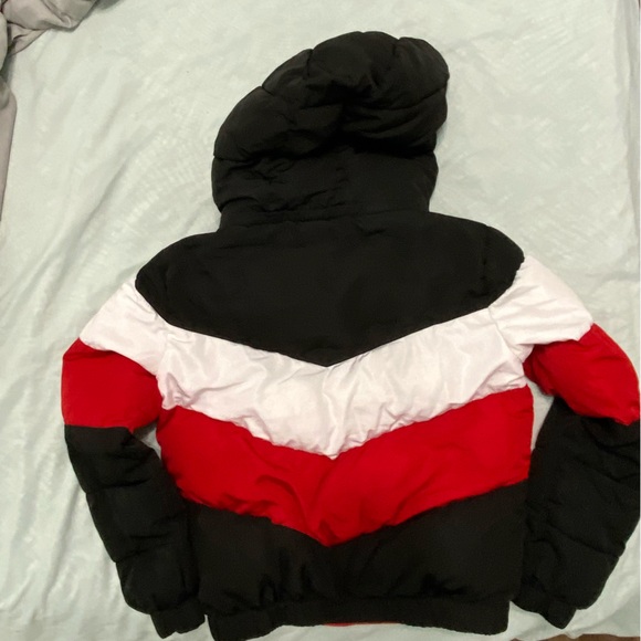 Unique Jacket. - Picture 4 of 4